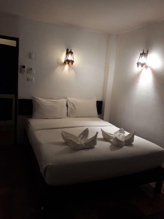 Holiday Park Koh Samui Buitenkant foto