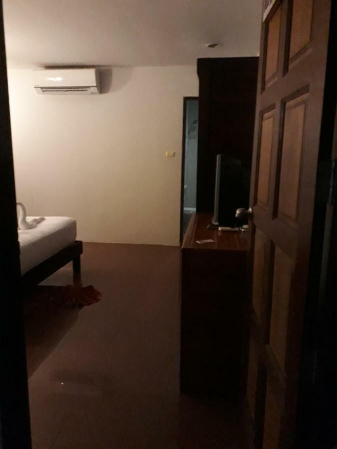 Holiday Park Koh Samui Buitenkant foto
